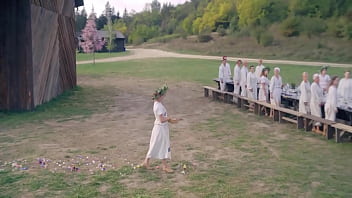 Mom Teaches Stepson To Fuck Her Sister To Develop A Household